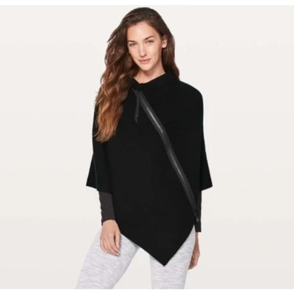 LULULEMON On The Go 100% Wool Asymmetrical Zipper Poncho Wrap Scarf, OS, Black